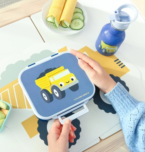 Diseño infantil de bulldog francés que combina con el conjunto