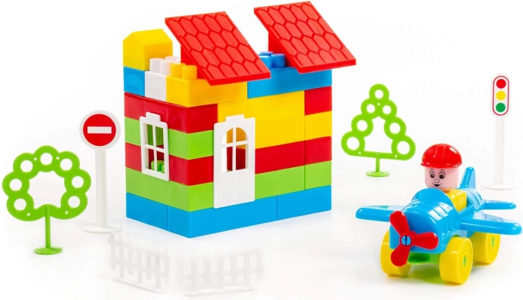 Construcción de casitas y escenas
