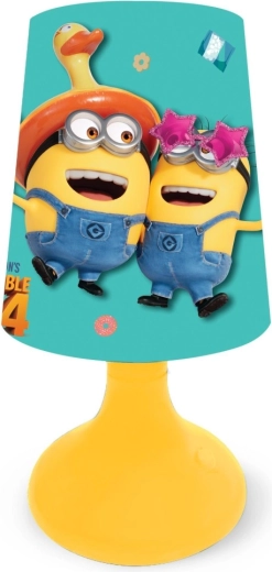 Diseño alegre con motivo de Minions