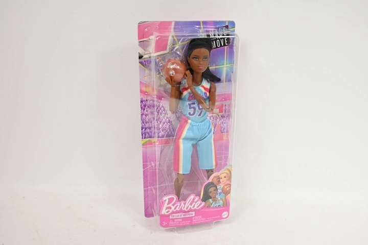 Muñeca temática Barbie jugadora de baloncesto con balón