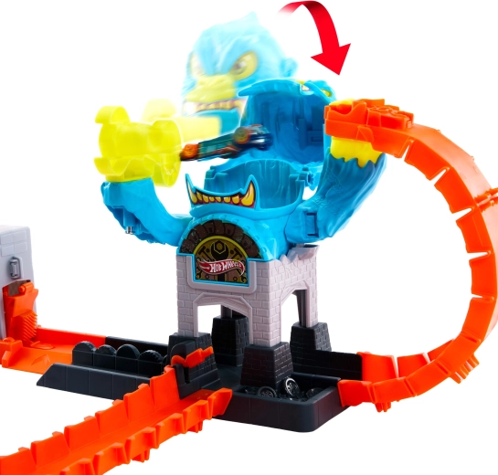 Torre de acción con elemento giratorio