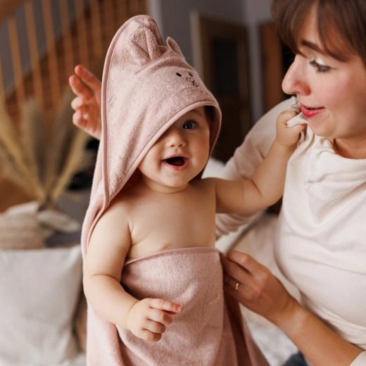 Capucha para calor y comodidad después del baño