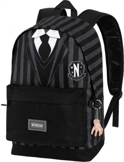 Estilo Wednesday: un uniforme que destaca