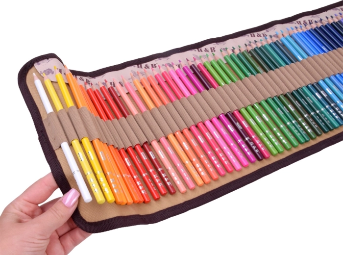 Estuche enrollable con soportes elásticos