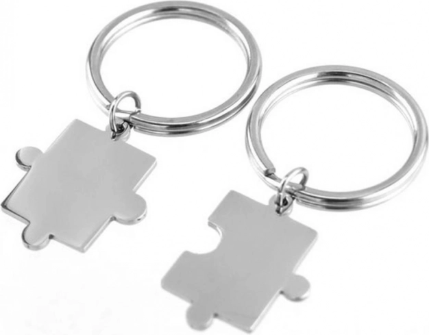 Llaveros de acero con forma de rompecabezas – set de 2 unidades
