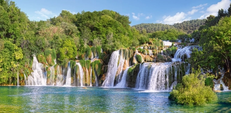 Puzle de 4000 piezas Cascadas de KRKA, Croacia CASTORLAND