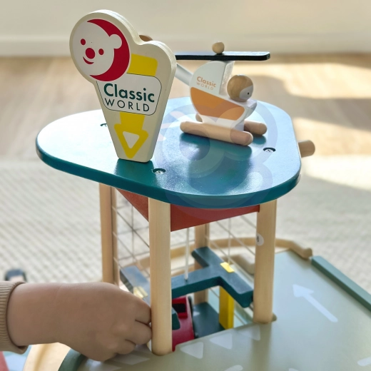 Helipuerto y helicóptero en la azotea