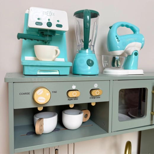 Tres electrodomésticos de cocina en un set