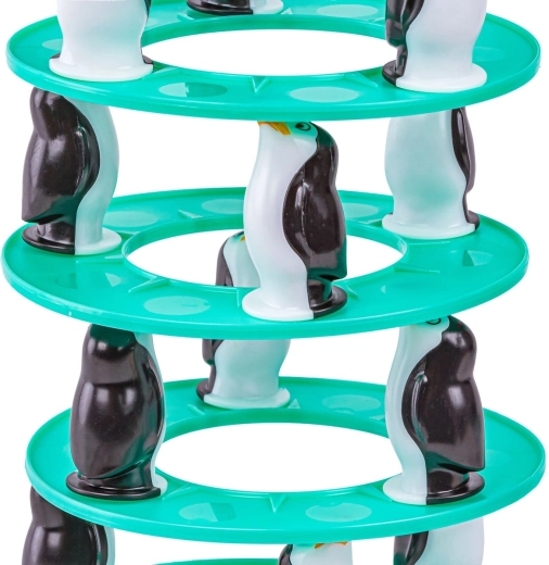 Pingüinos adorables y pisos modulares