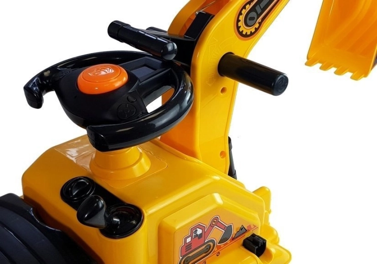 Asiento elevable con orinal integrado