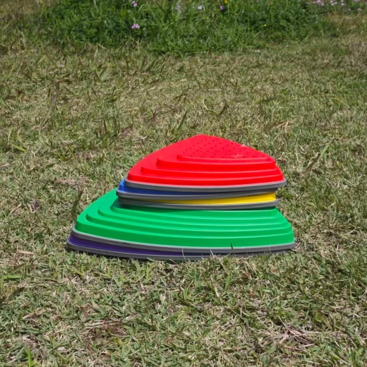 Diseño apilable que ahorra espacio