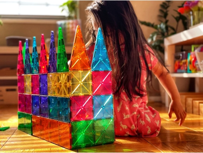 Compatible con todos los juegos Magna-Tiles