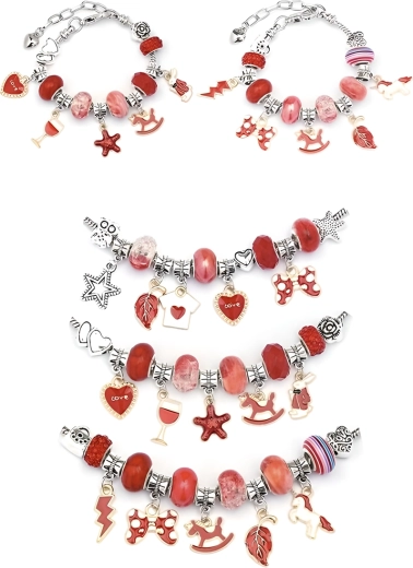Pulseras con colgantes en románticos tonos rojos y rosas