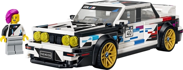 Aspecto auténtico del BMW M3 (E30) con gráfica de motorsport