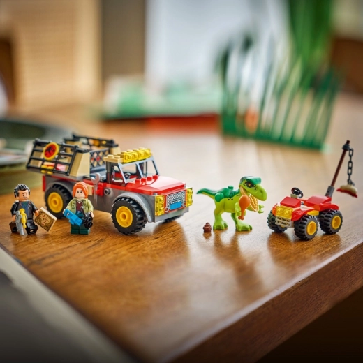 Capture a la cría de T. rex y transpórtela con seguridad
