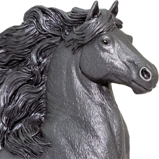 Detalles realistas del caballo frisón