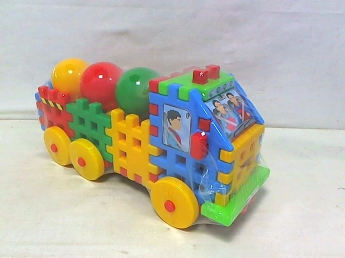 Set de construcción de cubos inflables – camión con pelotas