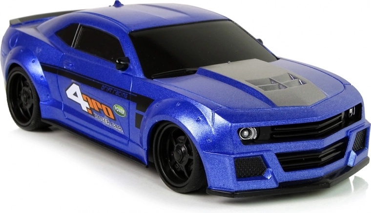 Escala 1:24 con ruedas de goma