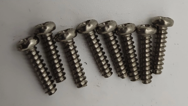 Tornillo autorroscante de cruz con cabeza alomada de 3 × 12 mm para Voltage, Major, Tiger y Hoolk - 1 unidad