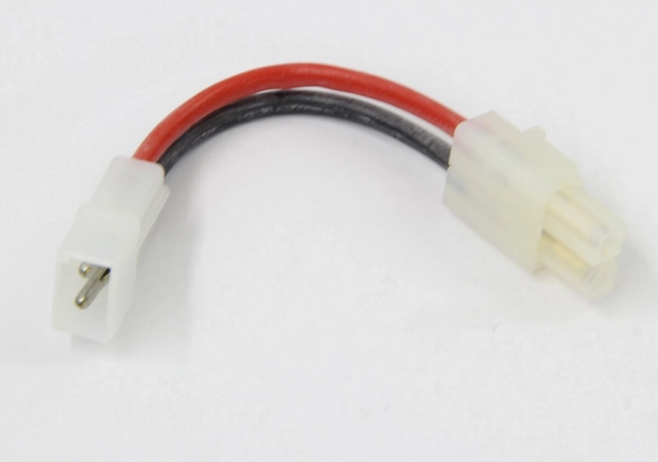 Cable adaptador AMP–Tamiya con contactos dorados