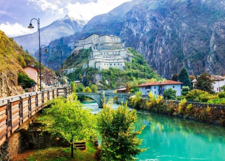 Puzzle Bluebird fortaleza de Bard, Italia 500 piezas