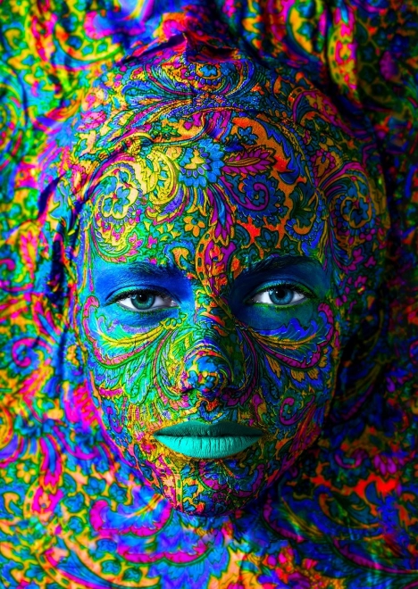Puzzle Mujer artísticamente maquillada 1000 piezas
