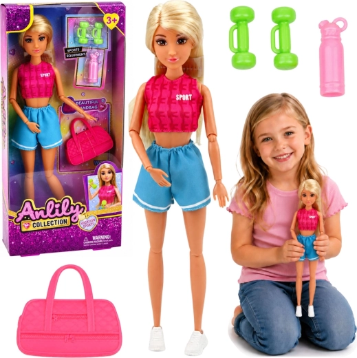 Muñeca Anlily con atuendo deportivo y accesorios (mancuernas, bolsa y botella)