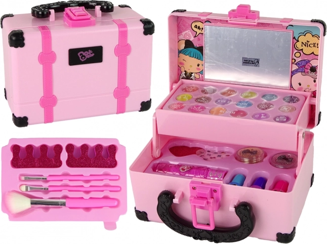Set de cosmética infantil en maletín rosa con accesorios