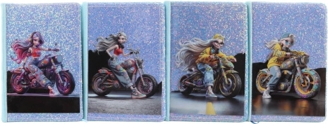 Cuaderno chica en moto