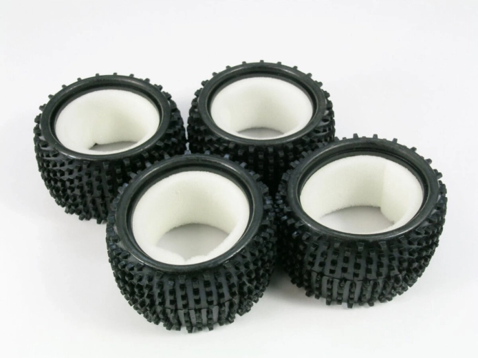 Neumáticos 1:18 para X18CRT (4 uds.)