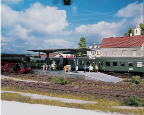 Andén Burgstein modelo PIKO HOBBY