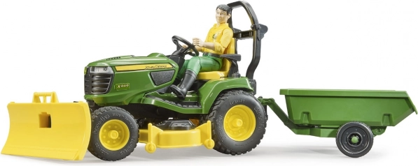Tractor de jardín JOHN DEERE X949 con figura de jardinero BRUDER