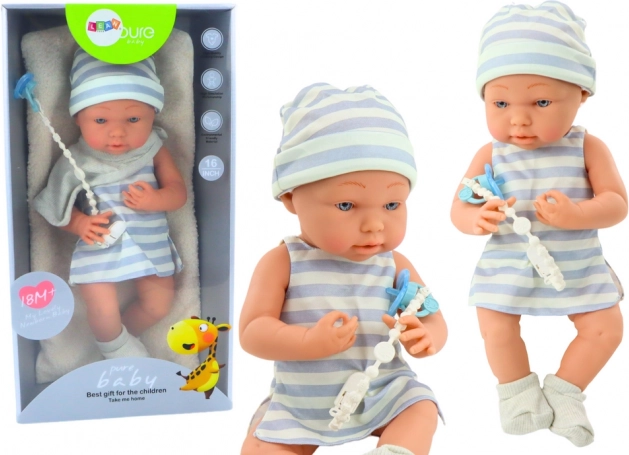Muñeca Bebé con Ropita Blanco-Azul, Gorrito y Chupete