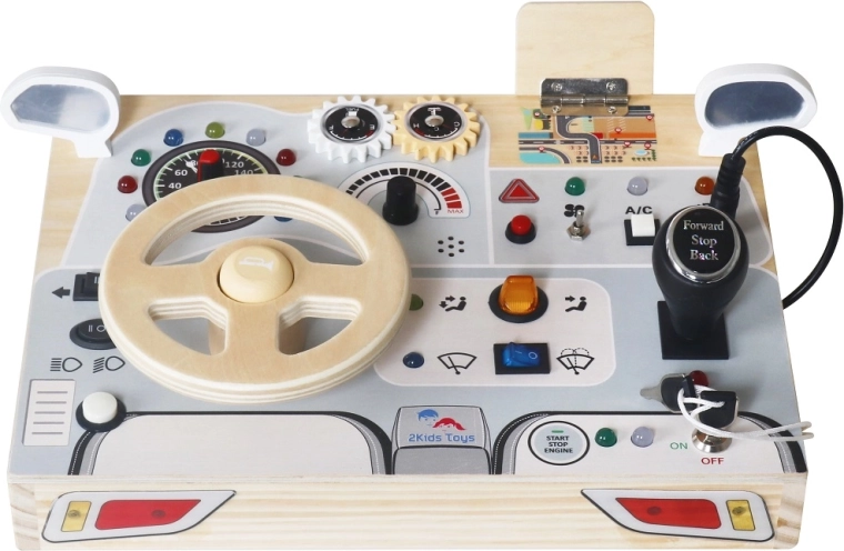 Tabla de actividades interactiva de madera con forma de coche para niños
