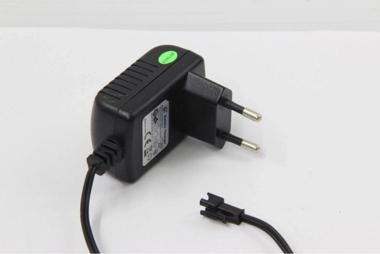 Cargador de red para modelos RC Jamara