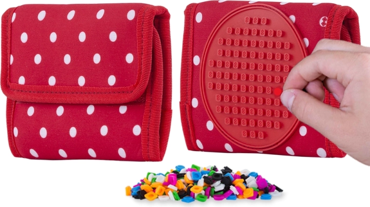 Pixie Crew monedero rojo con lunares blancos