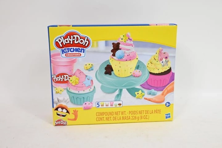 Play-Doh Kitchen Creations set para crear cupcakes