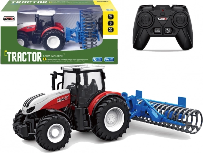 Divertido tractor teledirigido con ruedas de goma