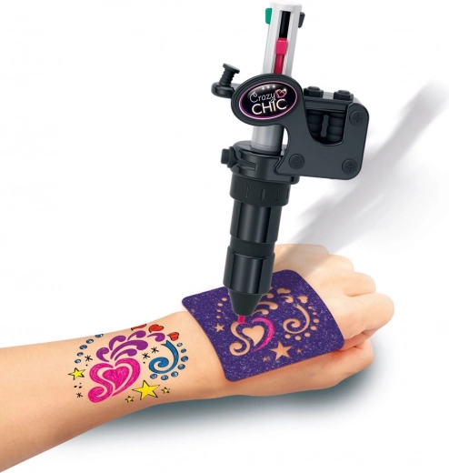 Dibujo y aerografiado con plantillas