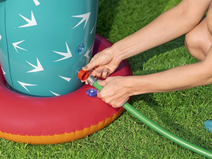 Conexión fácil a la manguera de jardín