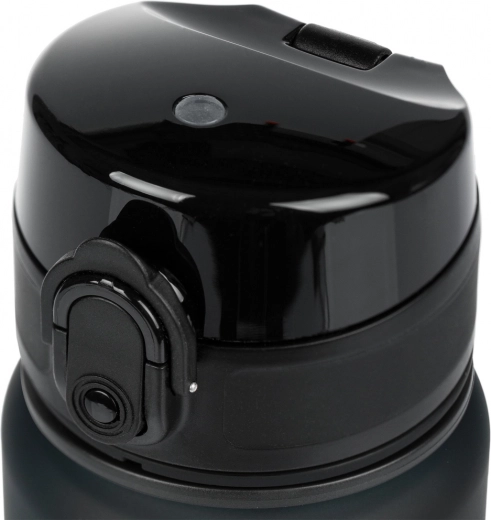 Tapa bloqueable y a prueba de fugas