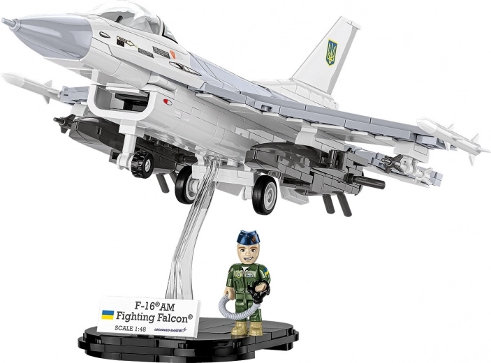 Modelo con licencia a escala 1:48 con base/expositor