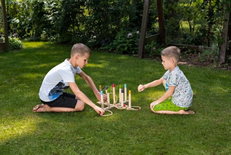 Ideal para jugar en interiores y exteriores