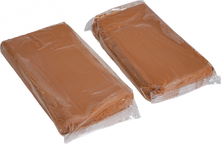 Dos paquetes de arcilla listos para modelar