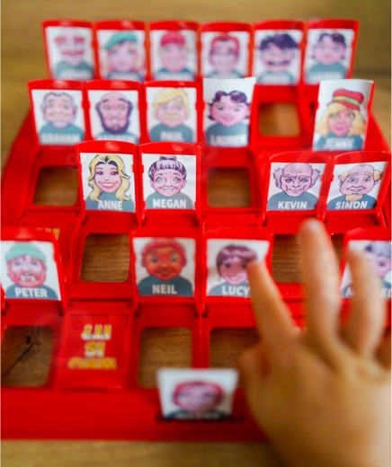 Tableros compactos en rojo y azul