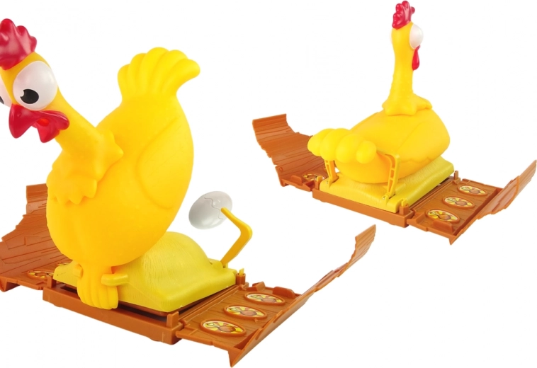 Gallina chillona y huevo volador