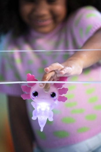 Se enciende al contacto con el agua