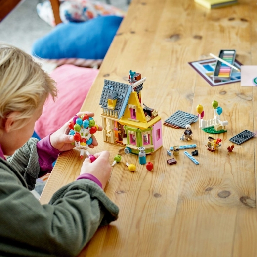 Construcción inteligente con la app LEGO Builder