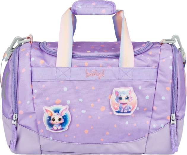 Amplia cámara y bolsillo para calzado