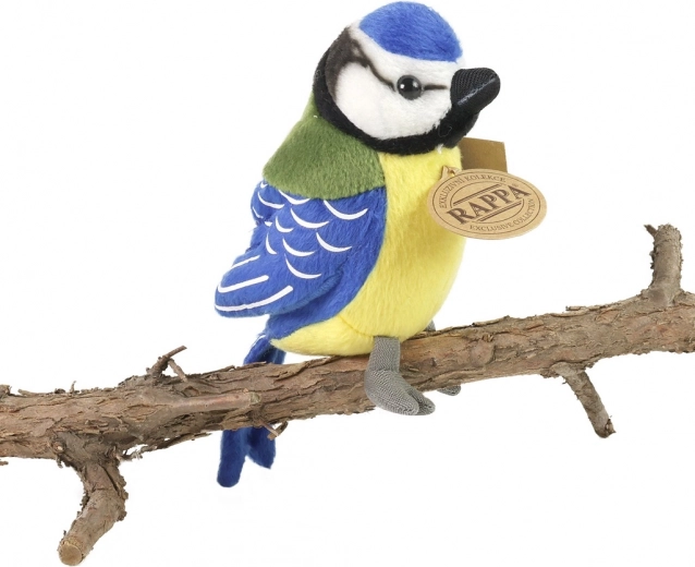 Colores realistas y bordado detallado